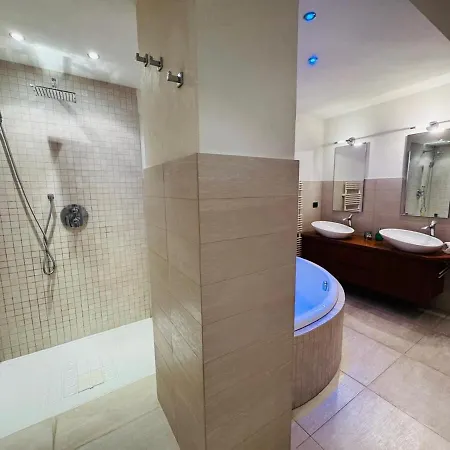 Alida With Pool Piemonte *